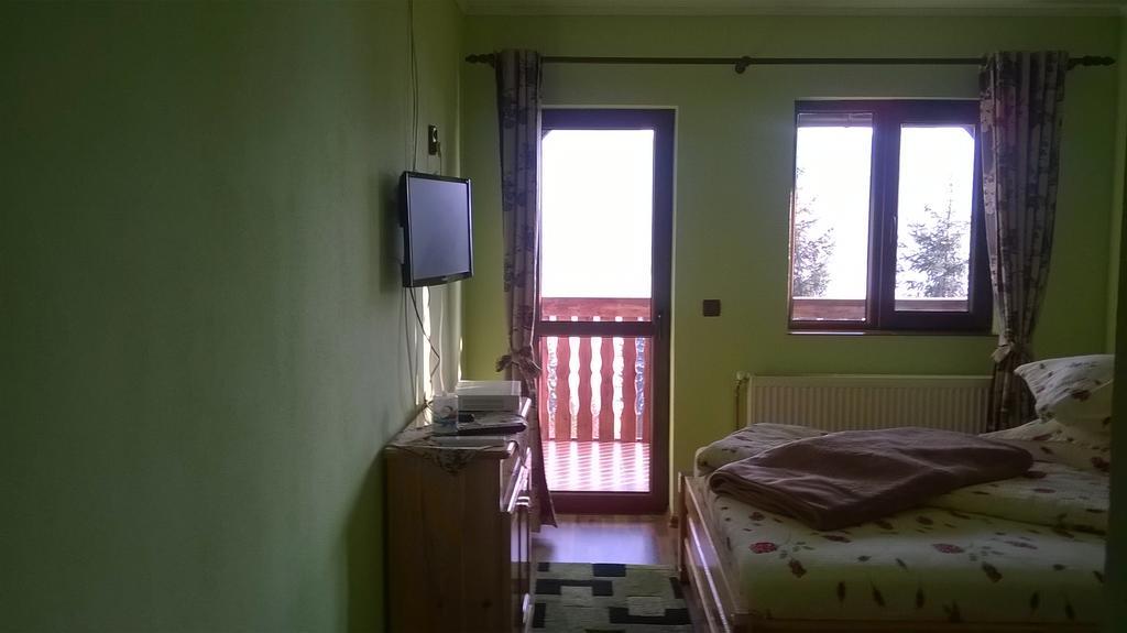 Отель Casa Edy Колибица Экстерьер фото